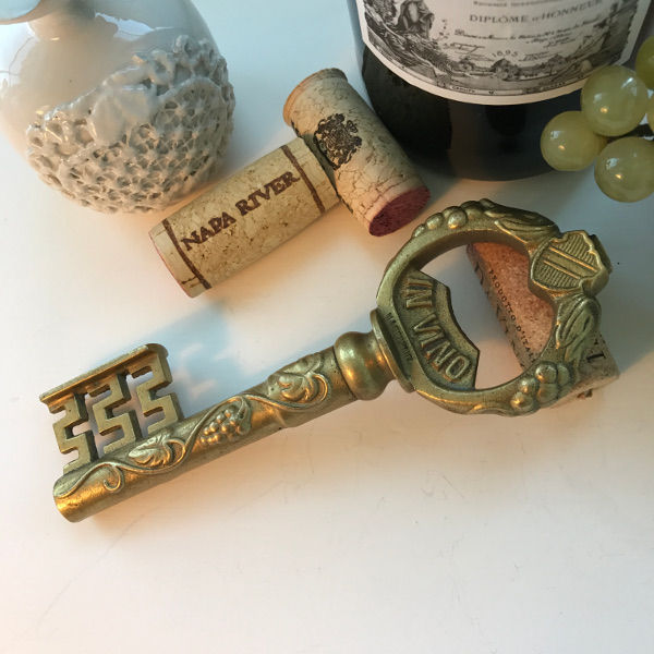 Vintage Brass Corkscrew Bottle Opener Corkscrew in Vino Veritas